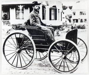 チャールズ・デュリアとフランク・デュリアが設計・製造したアメリカ初の自動車