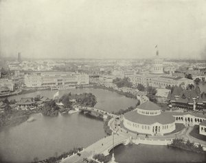 政府の建物の屋根から北西 作： American Photographer