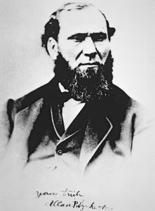 1850年にピンカートン国立探偵社を設立したアラン・ピンカートンの肖像（モノクロ写真 作： American Photographer