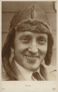 リチャード・E・バード、アメリカ海軍士官、飛行家、探検家（モノクロ写真） 作： アメリカの写真家