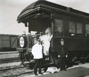 ニューヨークからマイアミへ向かうフロリダ東海岸鉄道のオールプルマンの豪華な「フロリダ・スペシャル」の展望車 作： American Photographer