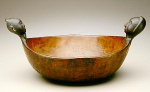 ボウル、1800年頃（木と真鍮） 作： American School