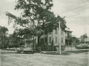 1861年のエイブラハムリンカーンの家（グラビア） 作： American School