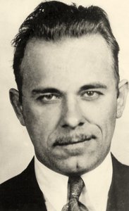 ジョン・ディリンジャーの肖像（1903 – 34）