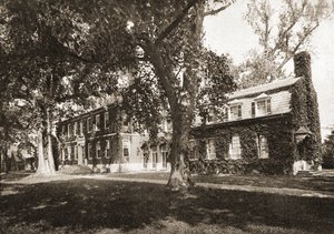 ウェストオーバープランテーション、バージニア州、1915年（セピア調の凹版グラビア） 作： American School