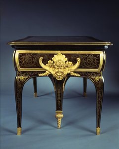 ルイ14世のビューロー・プラット（オルモル、真鍮、べっ甲、黒檀） (1209563も参照) 作： Andre Charles (attr. to) Boulle