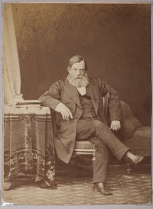 Pavel Melnikov、ペンネーム Andrey Pechersky - Pavel Ivanovich Melnikov (Andrey Pechersky) (1818-1883)、Karelin、Andrey Osipovich (1837-1906) 作。 アルブミンの写真 作： Andrei Osipovich Karelin