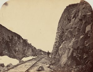 プレート 1.カーマイケルズ・カット、グラニット・キヤノン、1869年（写真） 作： アンドリュー・ジョセフ・ラッセル