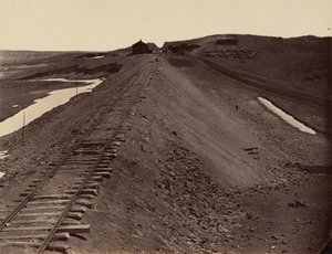 写真2.花崗岩のキヤノン、水槽より、1869年（写真）。 作： アンドリュー・ジョセフ・ラッセル