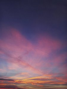 鮮やかな夕焼け空 作： Angelo Cerantola