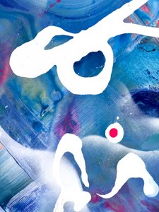 鮮やかな青の流動的な抽象画