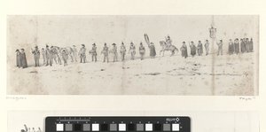 1849 年 4 月 4 日にデルフトで行われた故ウィレム 2 世の葬儀 (3 ページ) 1849 年のウィリアム 2 世の葬列の連続した 5 枚のシート (シリーズ タイトル) 作： Anonymous