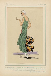 非常にパリジャン、1923年、No 10: 9. - EMERALD. - このルネッサンス モアレ ドレス.... 作： Anonymous