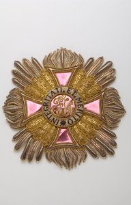 オーストリア - レオポルド勲章：セモンヴィル侯爵シャルル・ルイ・ユゲ（1759-1839）所有のナイト・グランド・クロスのプラーク - デビューは19世紀 - 金、銀、絹糸、クランティーラ、スパンコール、ティンセルの刺繍 - 大きなキャンバスと白の魂 作： Anonymous Anonymous