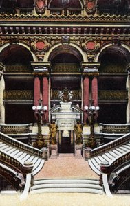 パリ：オペラガルニエの大階段の風景。パリ市の「芸術アルバム」に掲載されている1920年の写真。個人蔵。 作： Anonymous Anonymous