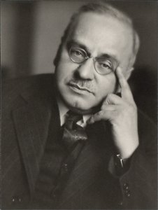 アルフレッド・アドラー（1870-1937）の肖像、匿名。写真