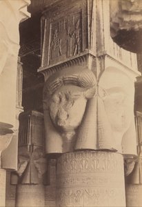 デンデラ、神殿の内部、ハトホル首都、c。 1870年代-1880。 作： Antonio Beato