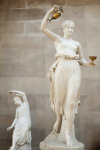 ヘーベ（マーブル 作： Antonio Canova