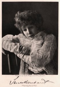 フランスの女優、サラ・ベルナール、1901年。 作： Art Photogravure Co