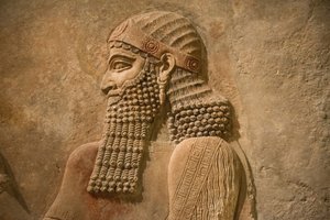 アッシリアのサルゴン2世の詳細（ホルサバドのサルゴン王の宮殿より）、紀元前716年から713年頃