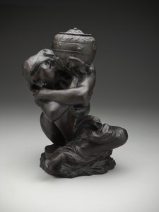 壷を運ぶ倒れたカリアティード 作： Auguste Rodin