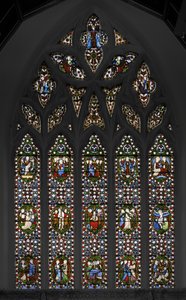 ロザリオの謎、チャペルの東窓、1847年（ステンドグラス） 作： Augustus Welby Northmore Pugin