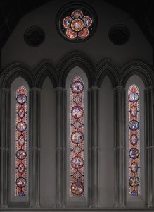 キリストの受難、東窓、1848-50（ステンドグラス） 作： Augustus Welby Northmore Pugin
