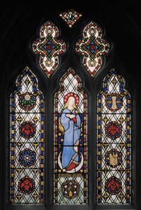 聖母マリア、1845年頃（ステンドグラス） 作： Augustus Welby Northmore Pugin