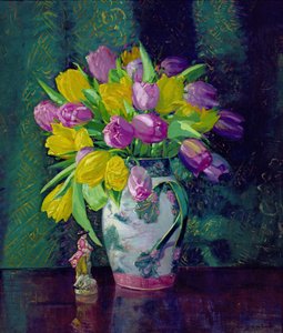 花瓶に入った黄色と藤色のチューリップ 作： Augustus William Enness