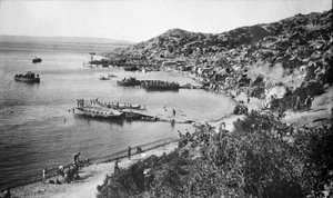 アンザックコーブ、ガリポリ、1915年のビュー 作： Australian Photographer