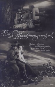 オーストリアの機関銃手が戦場で、恋人と一緒に（モノクロ写真 作： Austrian Photographer