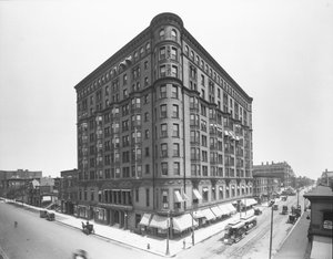 レキシントン・ホテル（米国イリノイ州シカゴ、1905年頃）（モノクロ写真 作： Barnes and Crosby