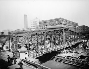 マディソン・ストリート・ブリッジ（米国イリノイ州シカゴ、1905年頃）（モノクロ写真 作： Barnes and Crosby