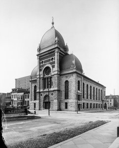 Sinai Congregation, Chicago, Illinois, USA, c.1900 (b/w photo) 作： Barnes and Crosby