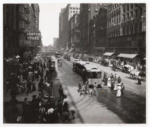 米国イリノイ州シカゴ、ステート・ストリート、1905年頃（モノクロ写真 作： Barnes and Crosby