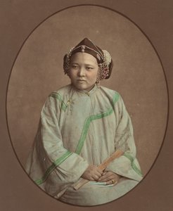 ランクチョウの少女、1870年代。 作： Baron Raimund von Stillfried