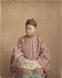 [若い中国紳士]、1870 年代。 作： Baron Raimund von Stillfried