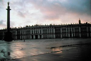 冬の宮殿の外観（1753-52年）（写真） 作： Bartolomeo Carlo conte Rastrelli