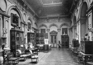サルーン、モンタギューハウス、1908年。 作： Bedford Lemere and Company