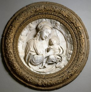 聖母子像彫刻 作： Benedetto da Maiano