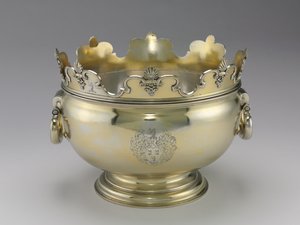 モンティースパンチボウル、1715-16 作： Benjamin Pyne
