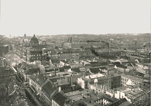 1895年、ドイツのベルリンの街のパノラマ。 作： Berlin Photographic Co