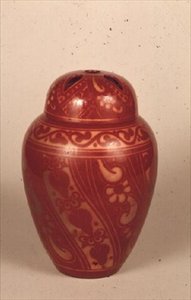 銅の光沢のある鍋のプリとカバー、c.1905-15（セラミック） 作： Bernard Moore