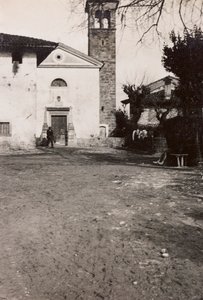Friuli-Venezia Giuliaにおける第一次世界大戦のアルバム：1916年03月01日、Soreschiano Manzanoの教会（モノクロ写真）。