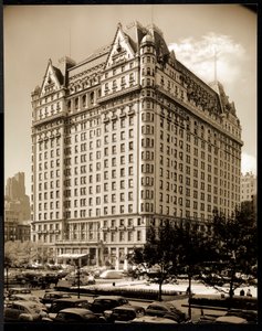 ザプラザホテル、5thアベニューと59thストリート、ニューヨーク、1937年頃（銀ゼラチンプリント）