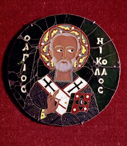 ビザンチン美術：マイラ（またはバーリ）の聖ニコラスの表現（4世紀）（Bizantine art: representation of st Nicholas of Bari） 10世紀の電子メール（エナメル質