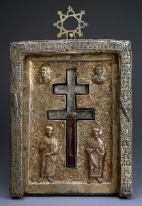 12世紀のビザンチン様式の金色の銀staurothek Cross聖遺物箱