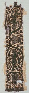 装飾的な袖帯を持つ希少な絹製チュニック・フラグメント、400年代～500年代（平織、絹、緯糸を補足的に巻いたタペストリー織、未染色のリネン、染色したウール、絹 作： Byzantine Period Egyptian