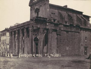 アントニウスとファウスティナの神殿、ミランダのサン・ロレンツォ、ローマ、1850年代。 作： カルバート・ジョーンズ