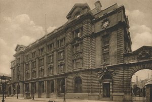 「キング エドワード ストリートにある総合郵便局本部の正面玄関」、1935 年頃。 作： Campbell